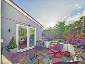 Patio- click for photo gallery